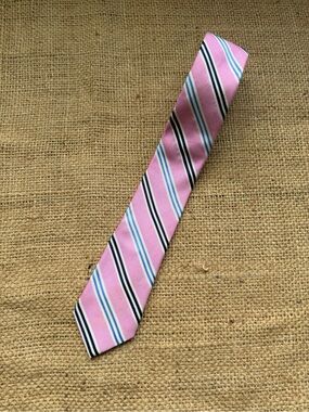 Lauren Ralph Lauren tie youth.